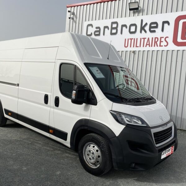 Peugeot Boxer - photo 1